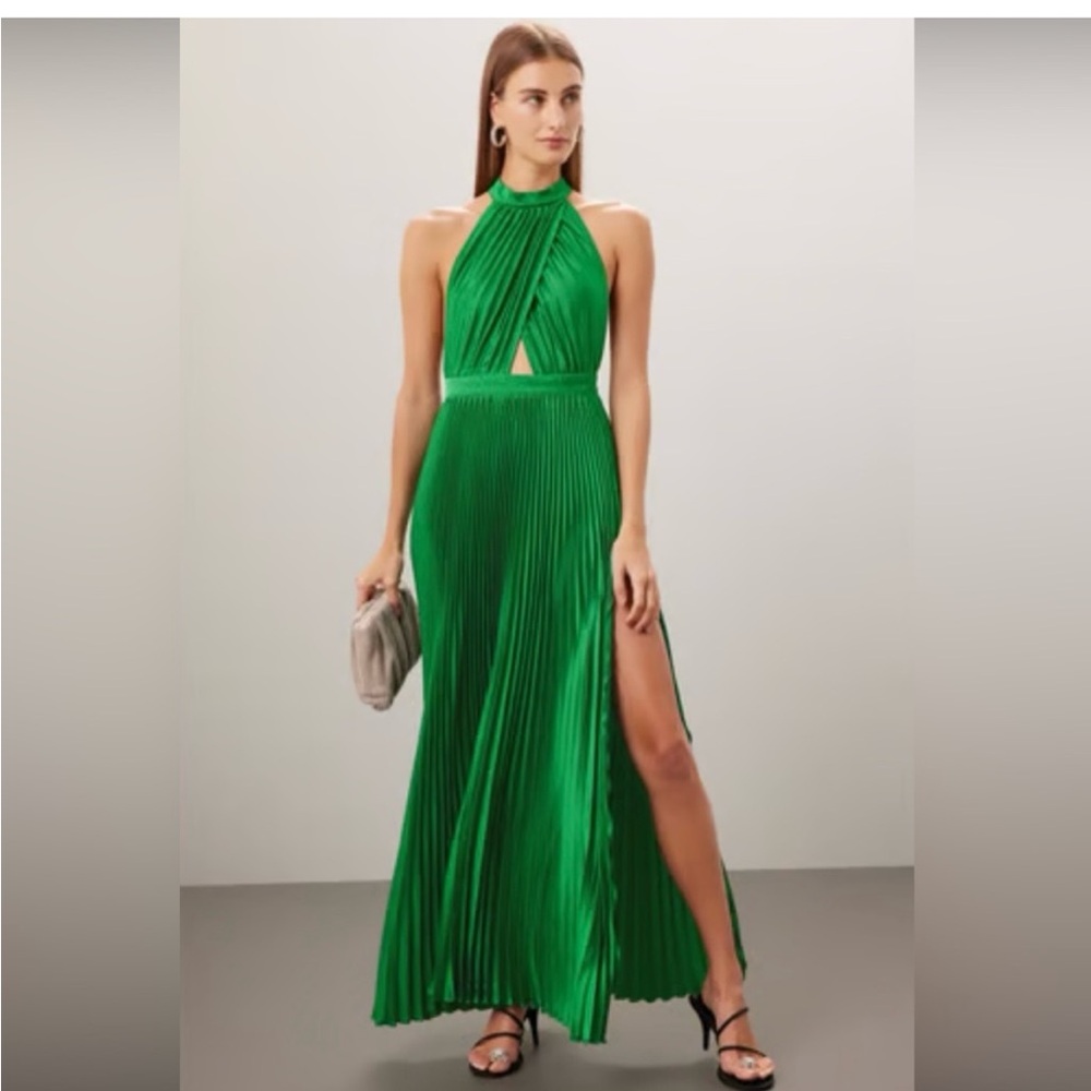 Elegant Green Halter Maxi Dress